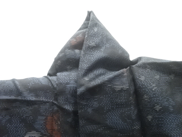  草花模様織り出し本場泥大島紬着物アンサンブル